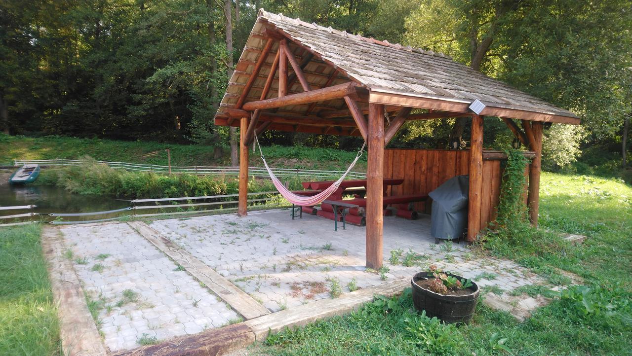 Appartement Zrebcin Mlyncok à Slovenska Lupca Extérieur photo
