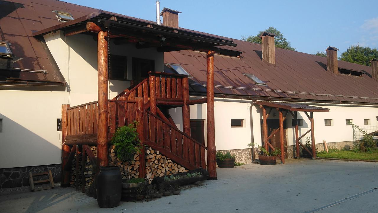 Appartement Zrebcin Mlyncok à Slovenska Lupca Extérieur photo